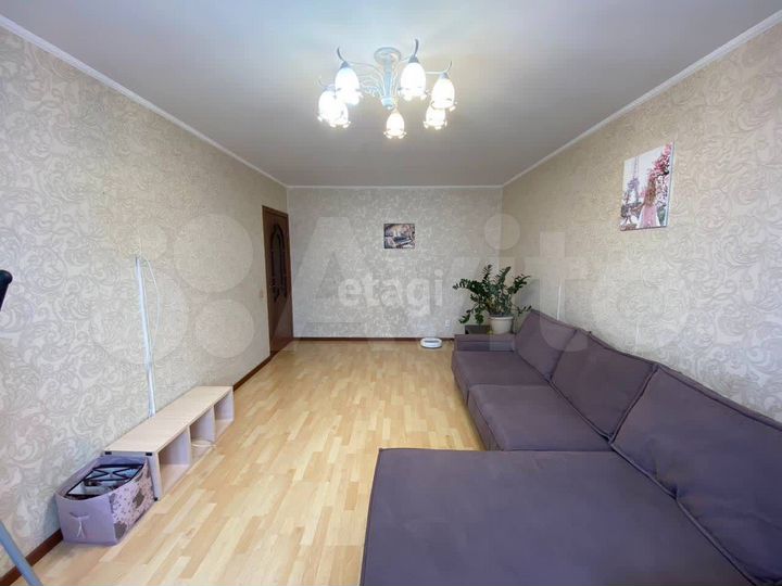 3-к. квартира, 90 м², 11/14 эт.