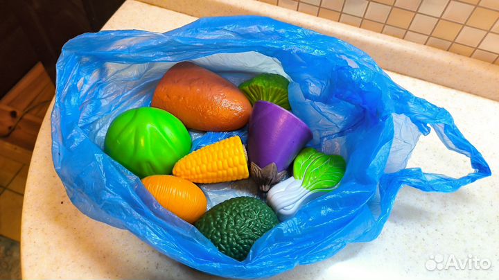 Фрукты овощи игрушки