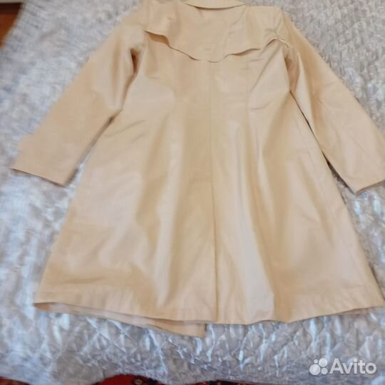 Плащ женский