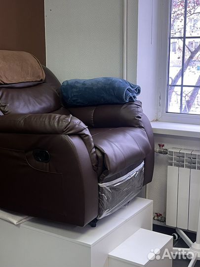 Аренда рабочего места мастера маникюра