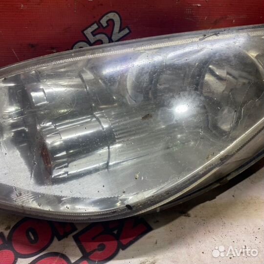 Фара передняя левая Mitsubishi Colt Z30 2008-2013