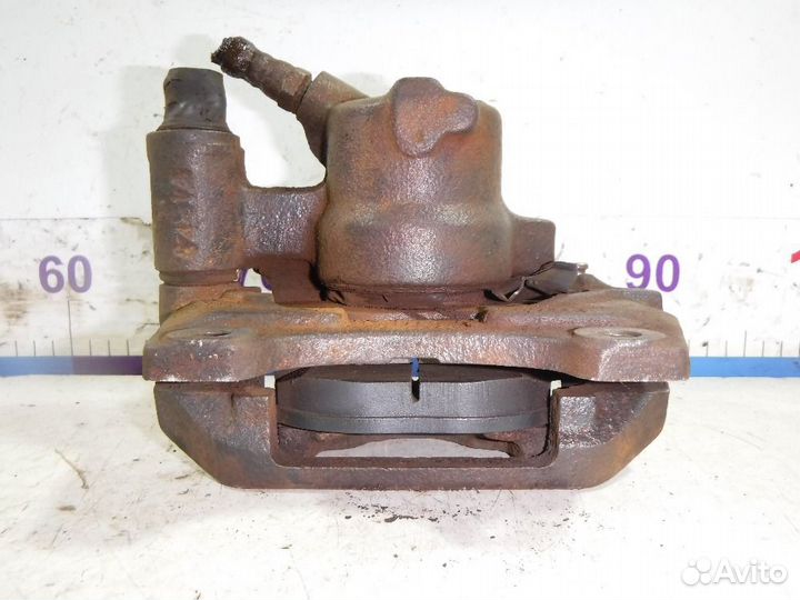 Суппорт передний левый Fiat Punto I