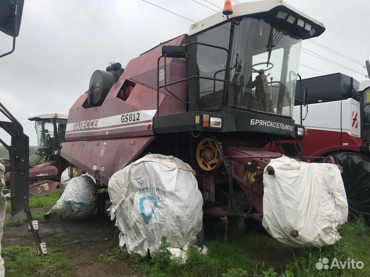 Комбайн Гомсельмаш КЗС-812 (Палессе GS812), 2010