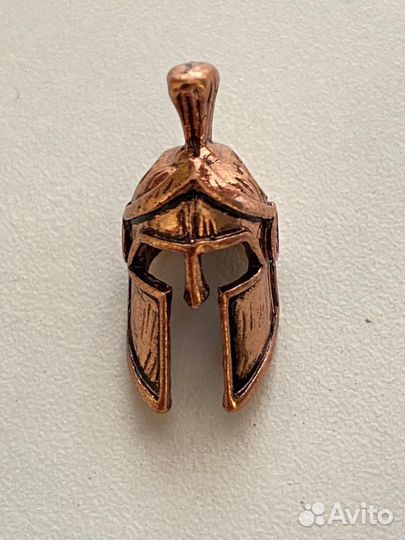 Бусина на темляк, браслет. Шлем, гладиатор