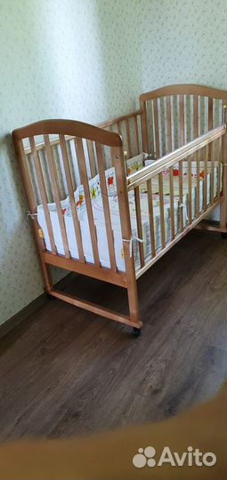 Кровать детская с матрасом