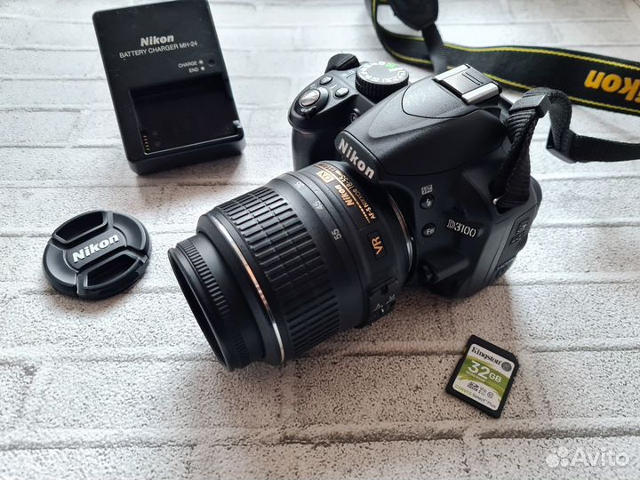 Камера Nikon D3100 Kit + сумка + карта на 32гб