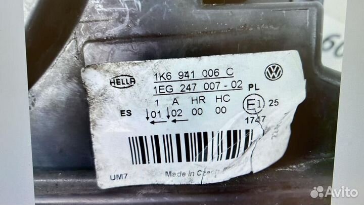 Фара правая на Volkswagen golf 5