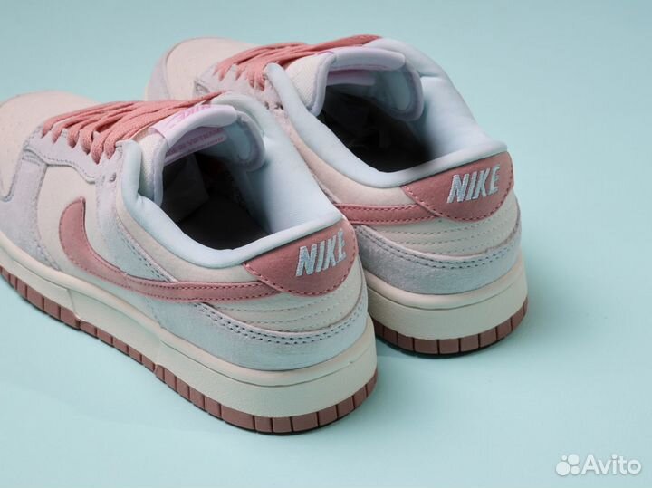 Nike Dunk Low Pink