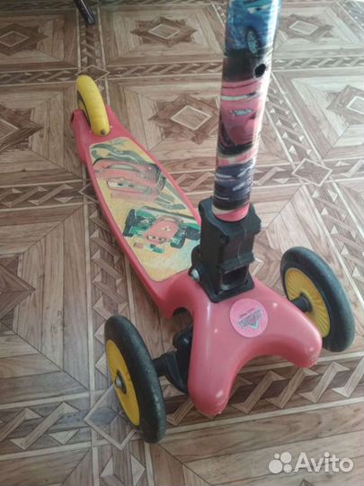 Детский складной самокат