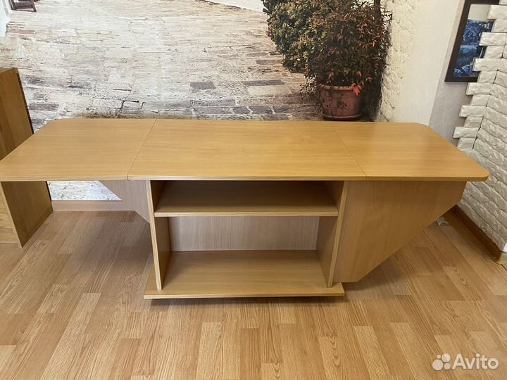 Журнальный столик