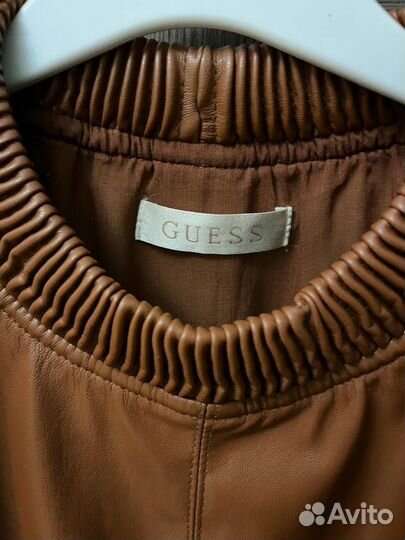 Футболка Guess. Размер XS-S