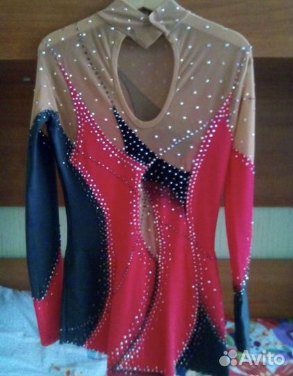 Гимнастический купальник