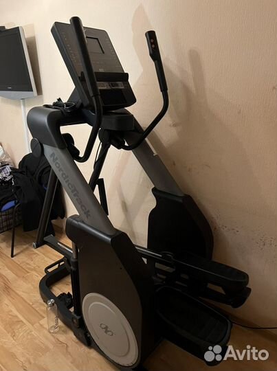 Кросстренер Nordic Track Free Strider FS7i