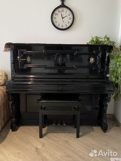 Антикварное фортепьяно Arnold Fibiger