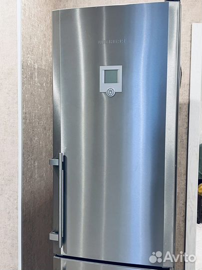 Холодильник liebherr в отличном состоянии