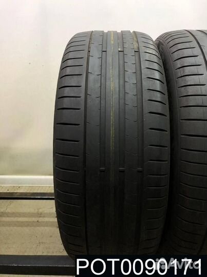 Pirelli P Zero PZ4 245/50 R19 105W