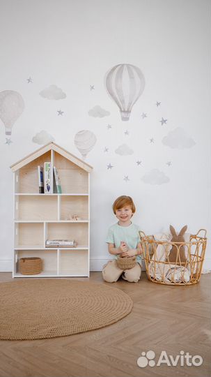 Стеллаж в детскую домик