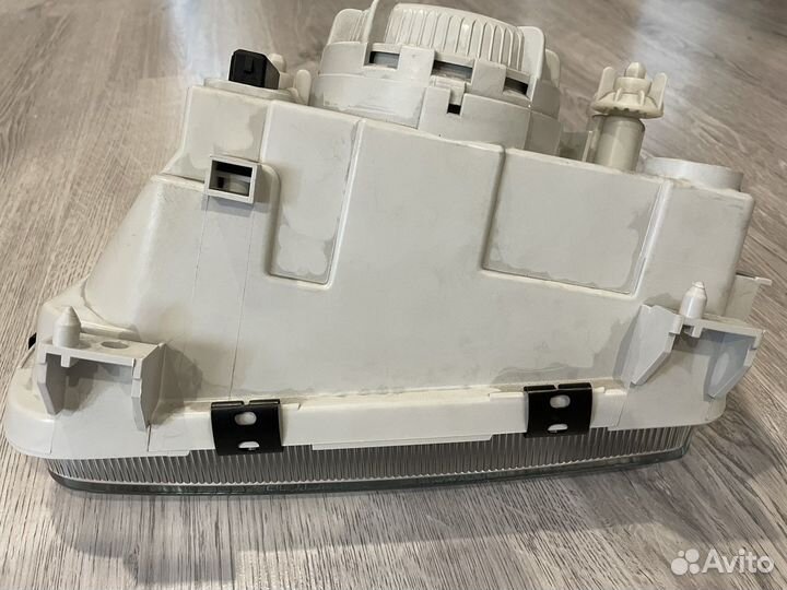 Фара правая Skoda Felicia