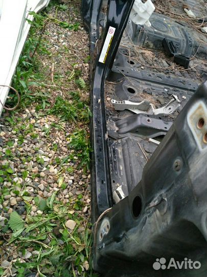 Карниз правый Toyota Land Cruiser 200