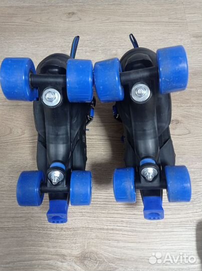 Роликовые коньки квады + защита