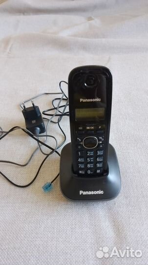 Телефон Panasonic проводной
