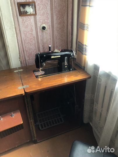 Швейная машина Minerva