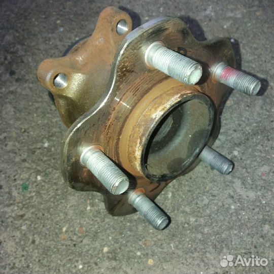 Ступица задняя ниссан кашкай j10 б.у