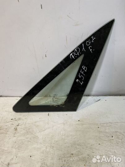 Ford focus 1 седан заднее правое стекло