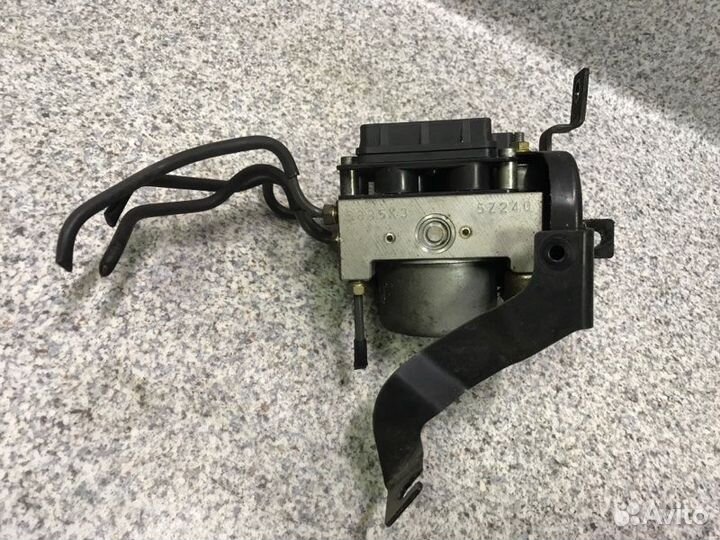 Блок abs Mazda 6 GG 2006