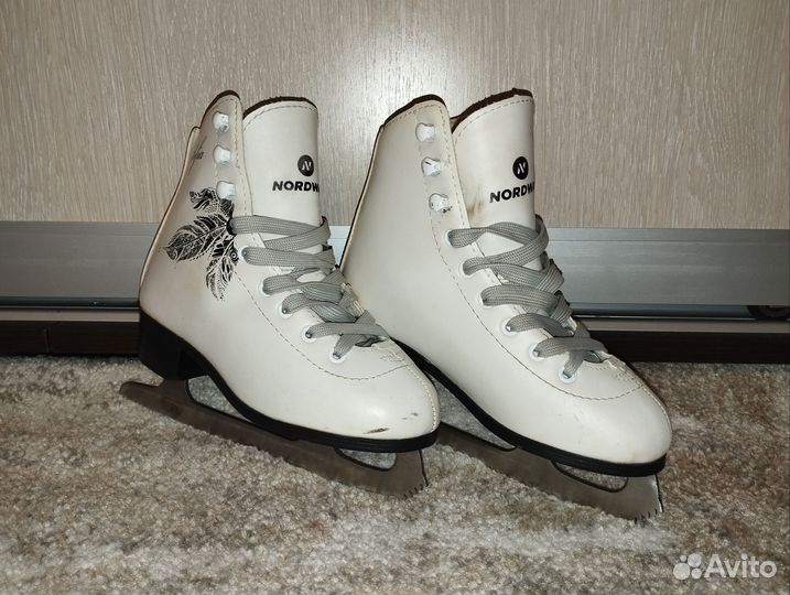 Коньки фигурные