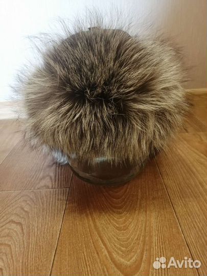 Шапка ушанка кожаная с песцом