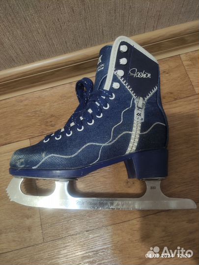 Коньки фигурные 33 размер