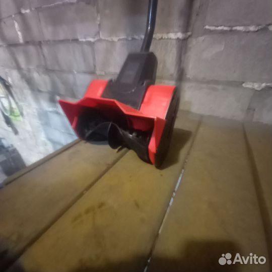 Снегоуборщик электрический
