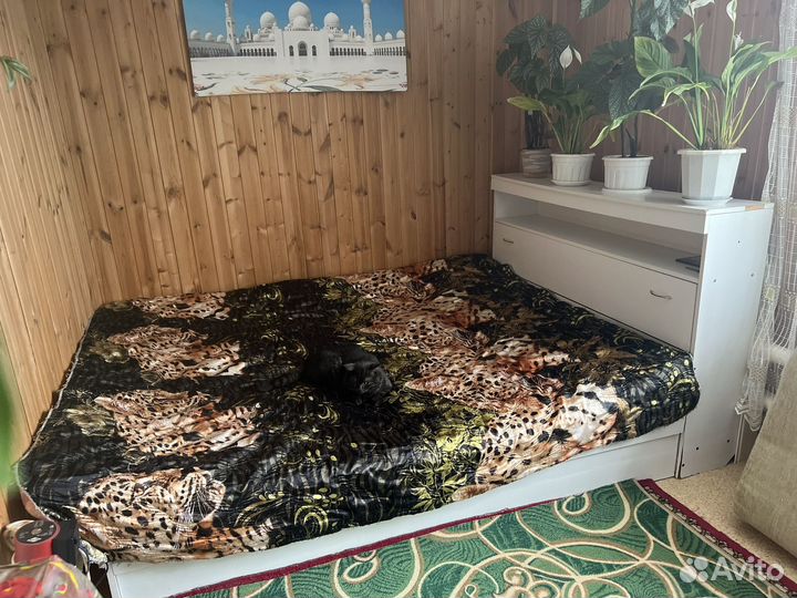 Кровать двухспальная бу