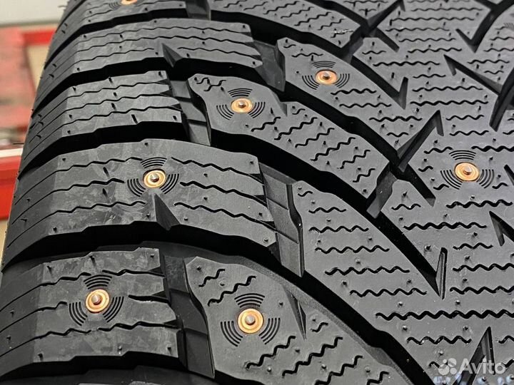 Tourador Winter Pro TSV1 285/40 R22 и 325/35 R22 T