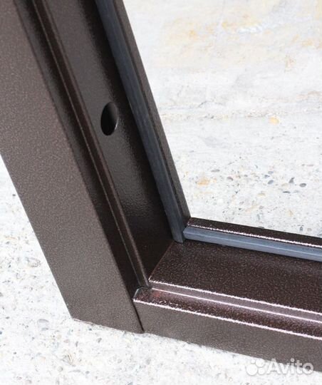 Металлическая дверь Стройгост