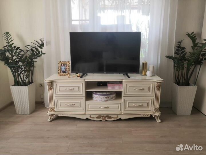 Тумба под тв