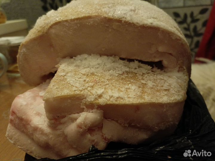 Сало свиное, свежезамороженное