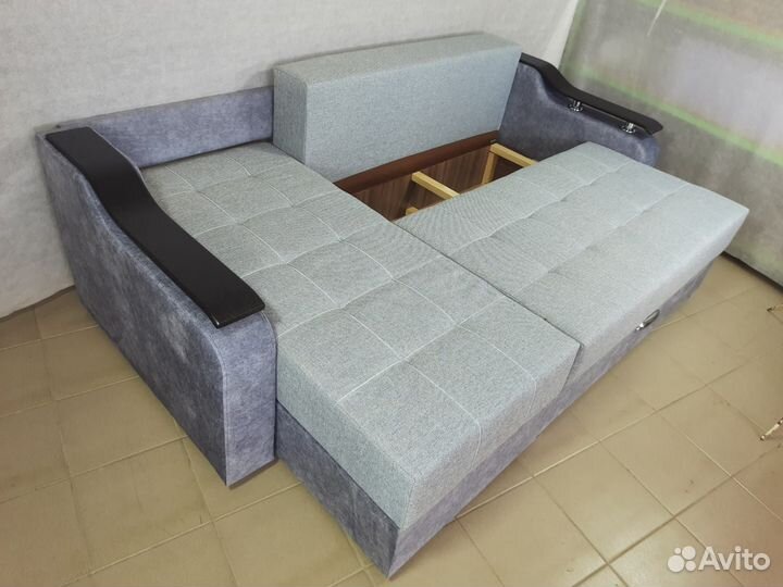 Угловой диван