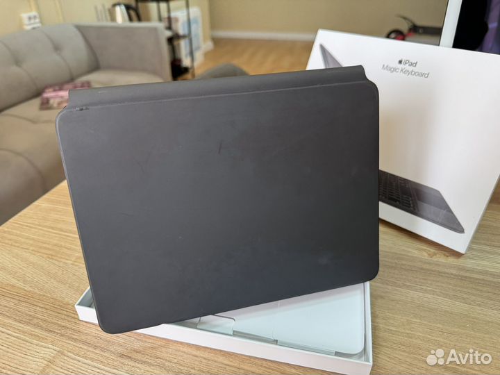 Клавиатура Magic Keyboard iPad pro 11