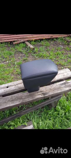 Подлокотник на солярис и киа риа