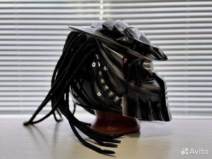 Мотошлем Хищник с лазером