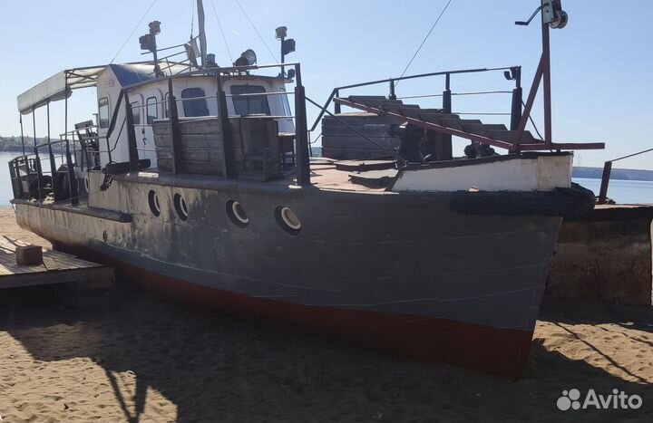 Катер Костромич