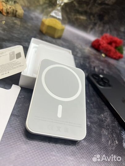 Повербанк magsafe