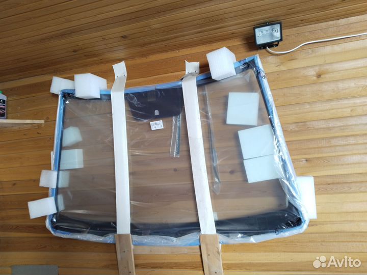 Стекло лобовое Хенда Крета 1,без подогрева