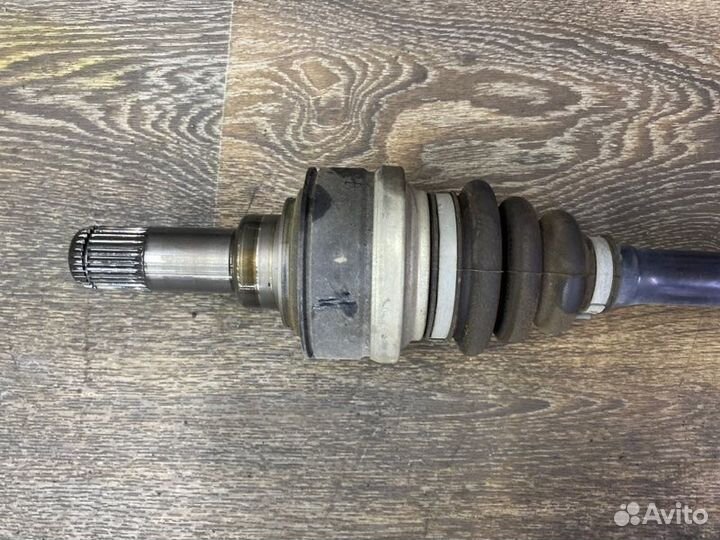 Привод задний правый Bmw F30 седан N47 09.2014