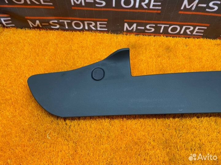 Накладка центральной консоли левая Audi A6 C6/4F