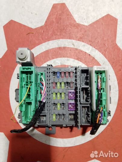 Блок предохранителей салона Honda Accord 8