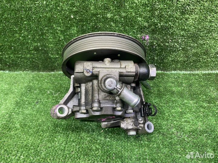 Насос гидроусилителя руля audi A6 C6 4F5 AUK 2006