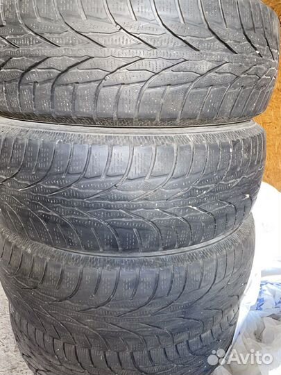 Kumho WinterCraft SUV Ice WS51 215/60 R17 100T
